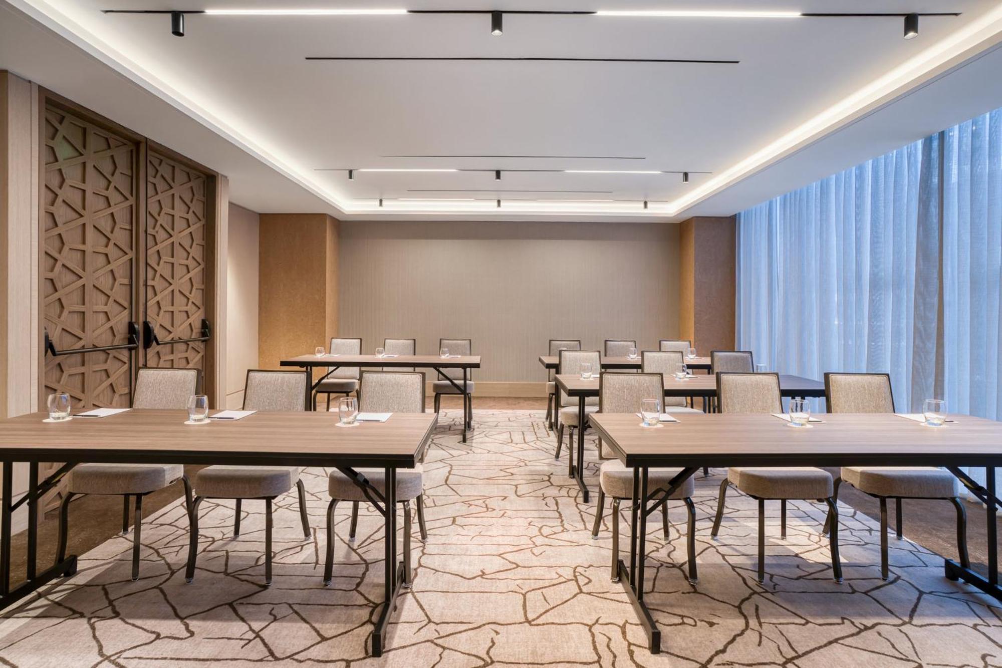 Hotel Intercontinental Real Miraflores By Ihg 5*